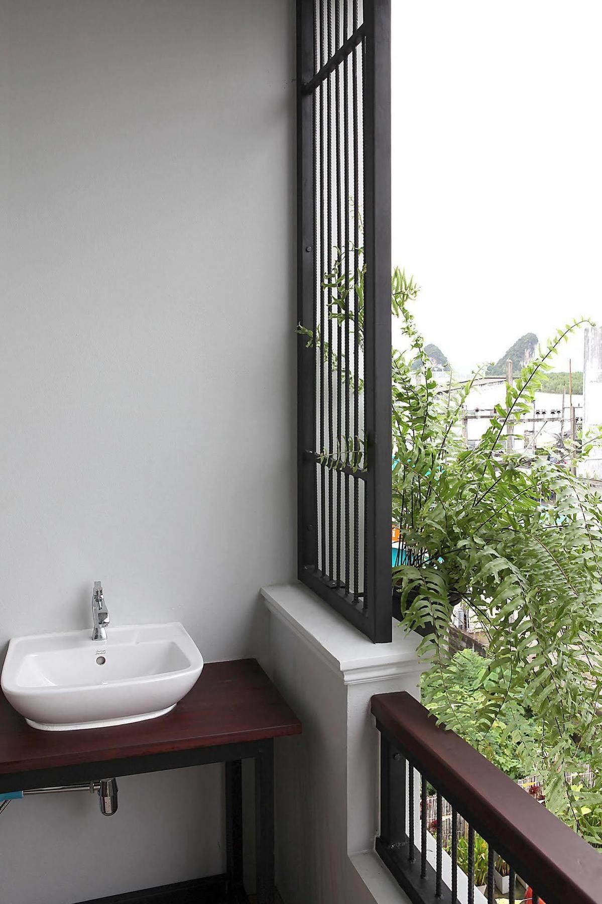 Hogwortz Hostel Krabi Exterior photo
